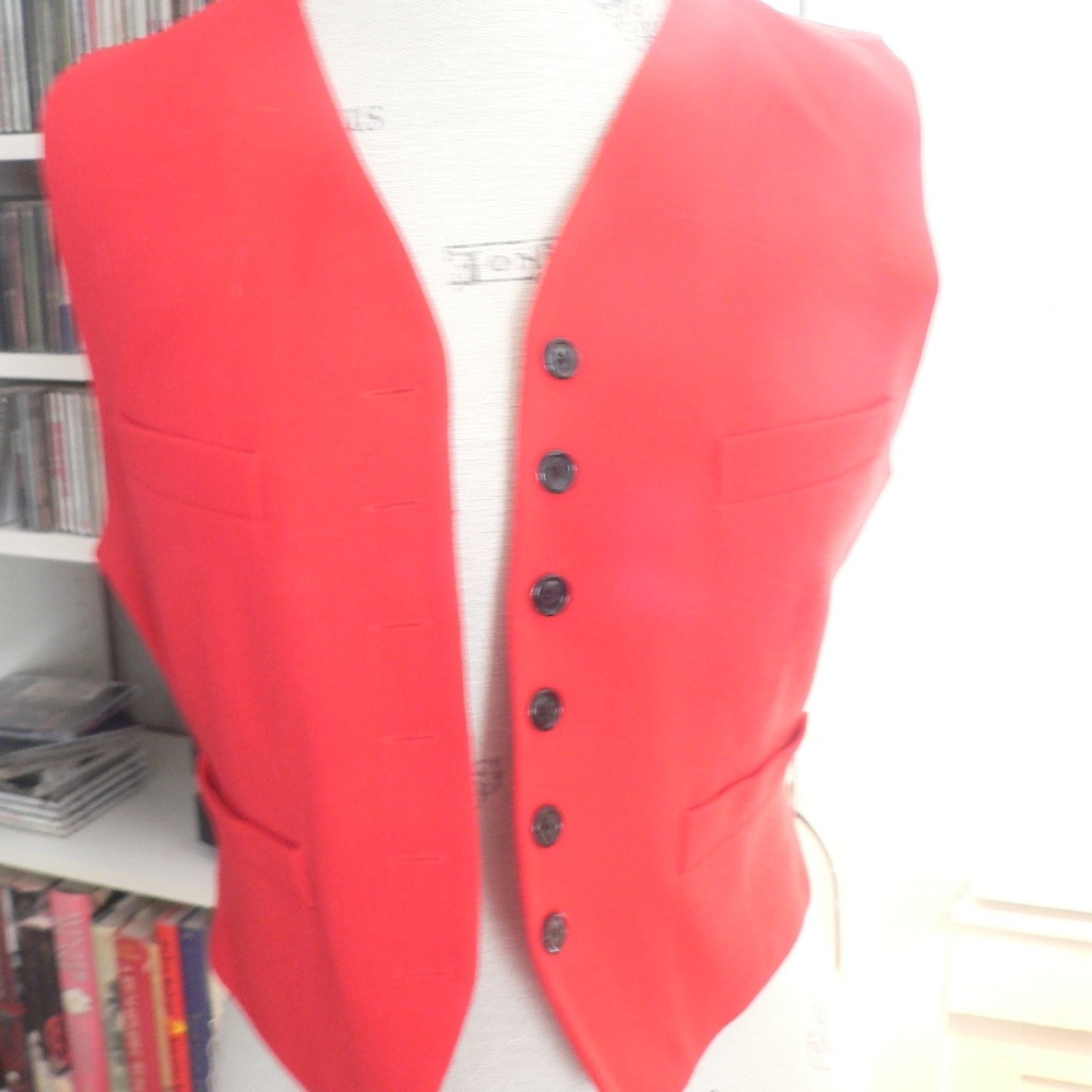VINTAGE DKNY FIRE ENGINE RED VEST - 10